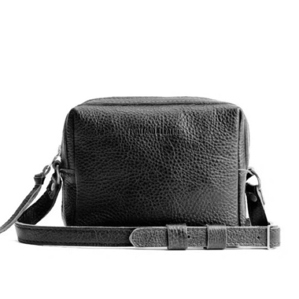 PORTLAND LEATHER CO. Mesa Mini Crossbody